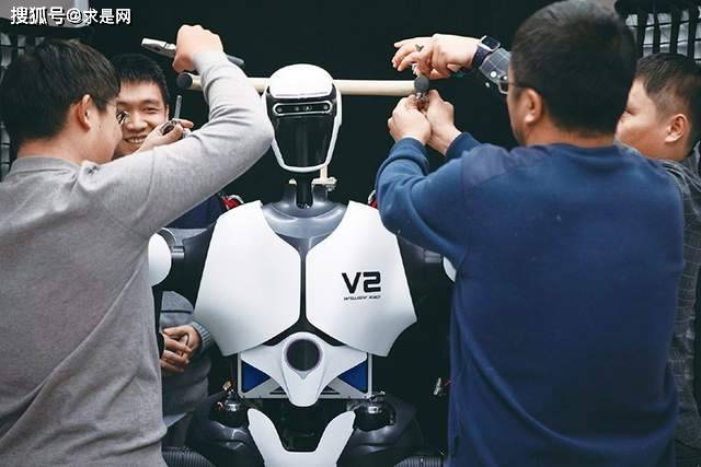 我国发展新质生产力的优势与人工智能基础软件机遇